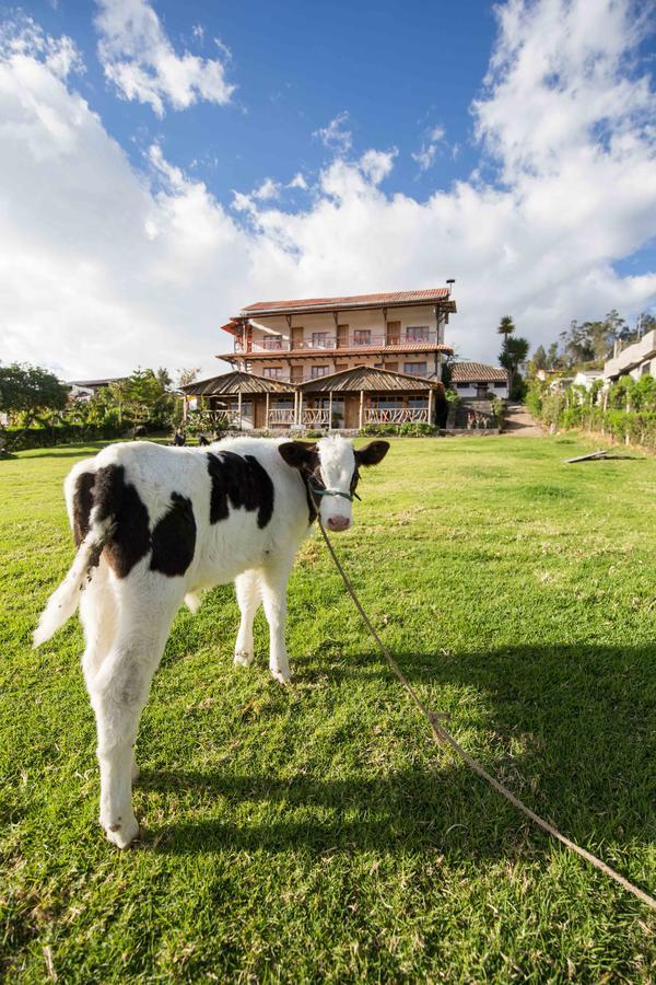 Hostal Taita Cristobal Isinlivi Exteriér fotografie