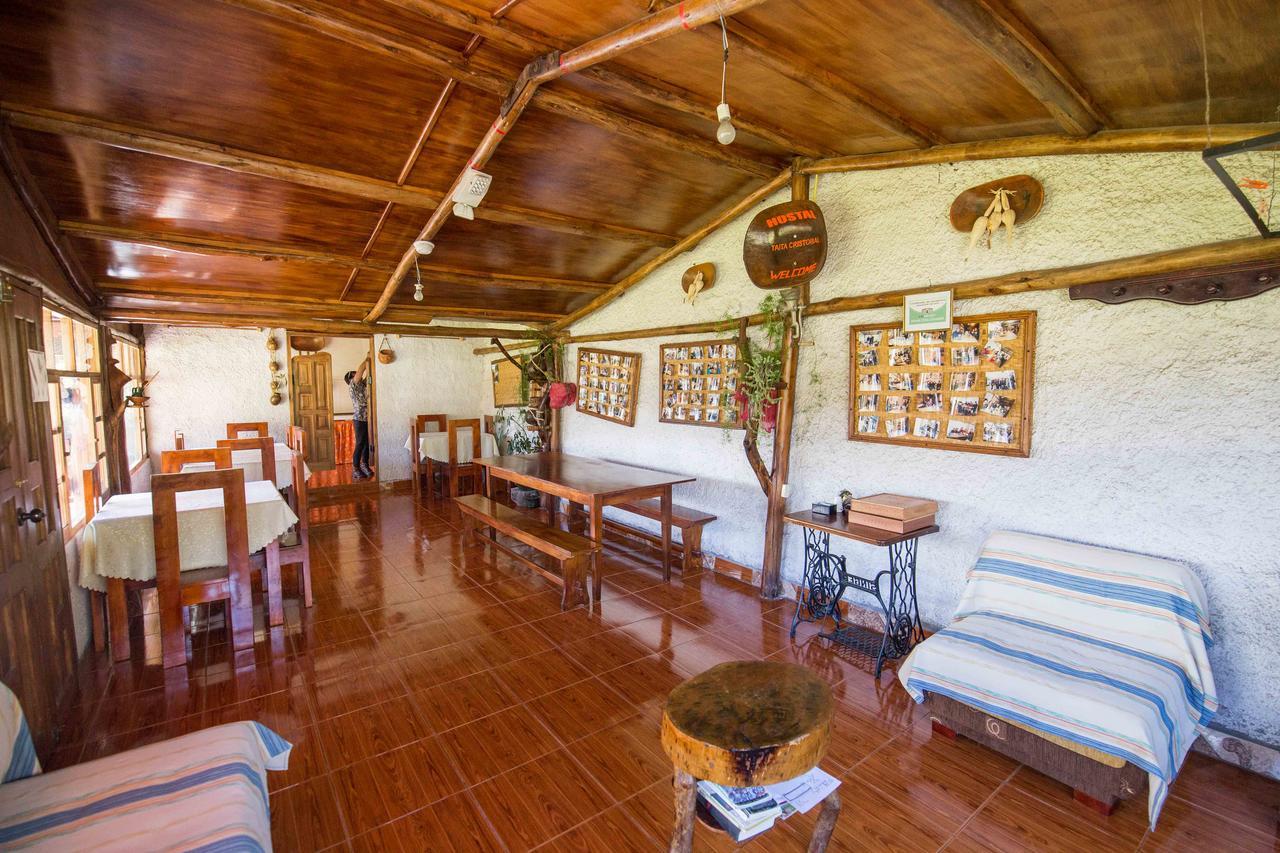 Hostal Taita Cristobal Isinlivi Exteriér fotografie