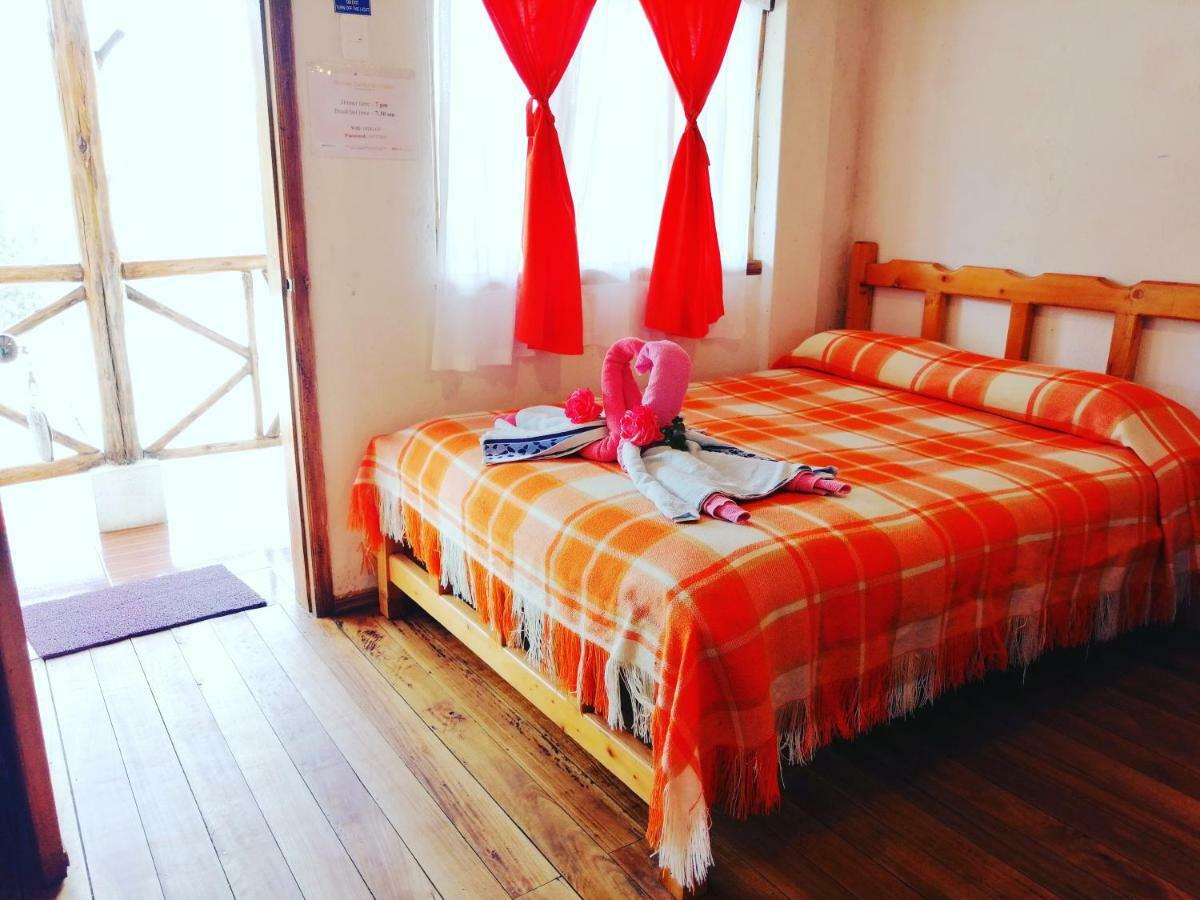 Hostal Taita Cristobal Isinlivi Exteriér fotografie